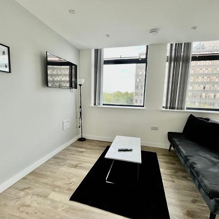 Stunning One Bedroom Apartment In Old Trafford Manchester Esterno foto