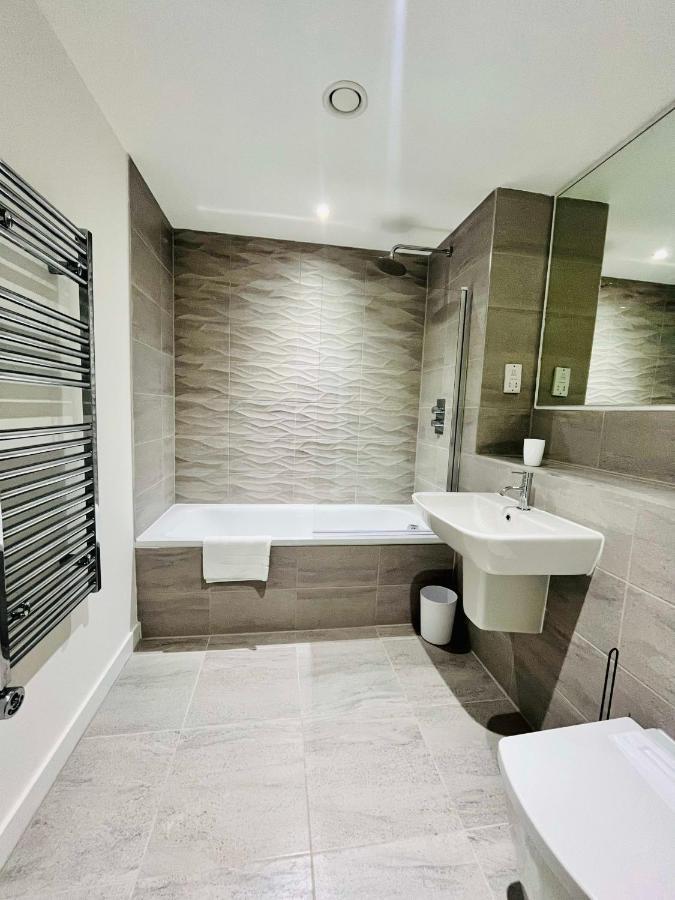 Stunning One Bedroom Apartment In Old Trafford Manchester Esterno foto